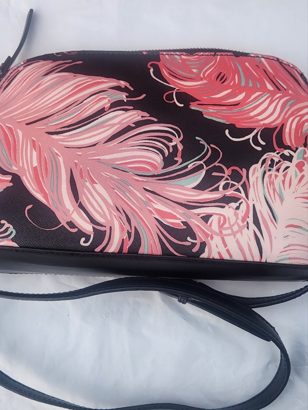 Kate Spade Pink and Black Feather Print Crossbody Bag W Kate Spade Bag Charm EUC - Picture 8 of 15